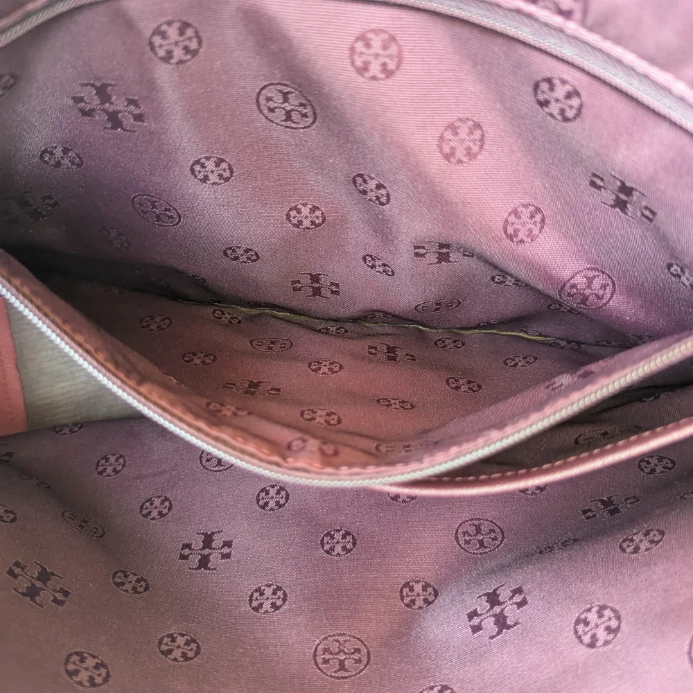 Tory Burch York burgundy saffiano leather  Red  Women's Tote Bag - Picture 14 of 16